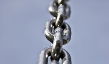 Strong steel chains Strong steel chains